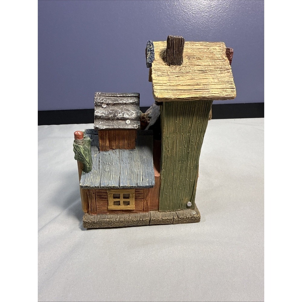 FIGI Graphics Town Square Birdhouse Hummer's Hardware Composite Miniature 1997 - Picture 5 of 9
